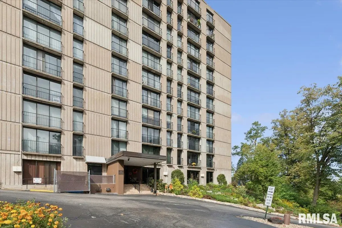 1800 7th Street #2A, East Moline, IL 61244 - Image #1
