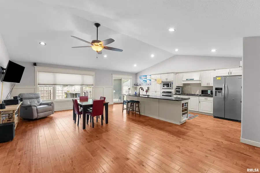 2714 W 66th Street, Davenport, IA 52806 - Image #2