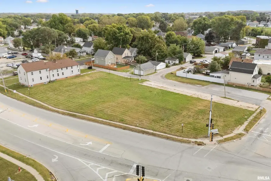 1230 13th Street, East Moline, IL 61244 - Image #3