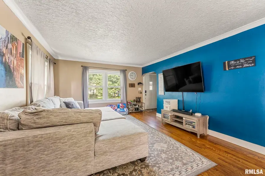 1136 20th Avenue, East Moline, IL 61244 - Image #3