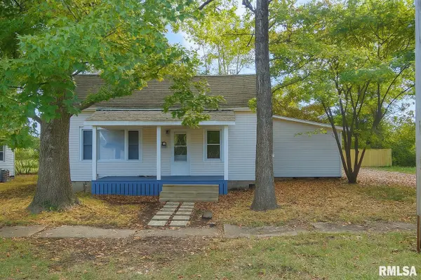 812 W Madison Street, Herrin, IL 62948