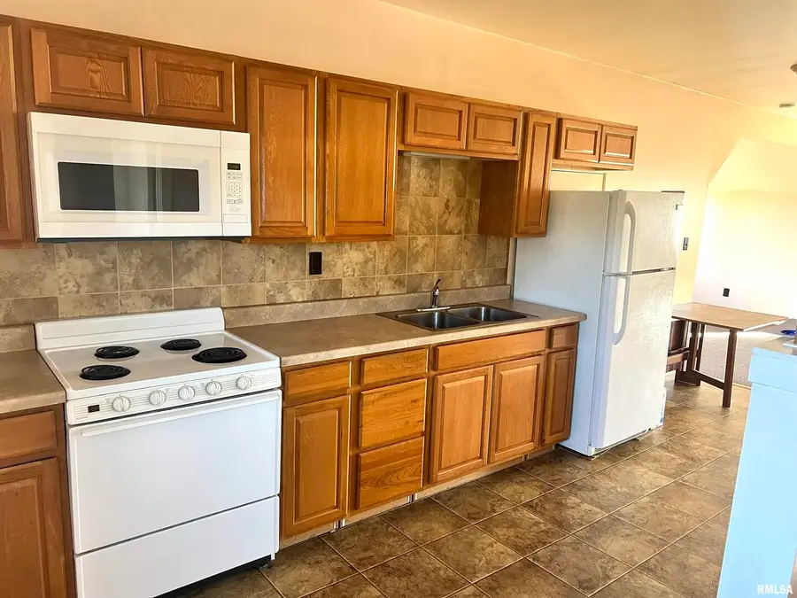 318 N Main Street, Maquoketa, IA 52060 - Image #3