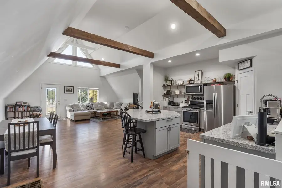 102 E Grove Road, Long Grove, IA 52756 - Image #3