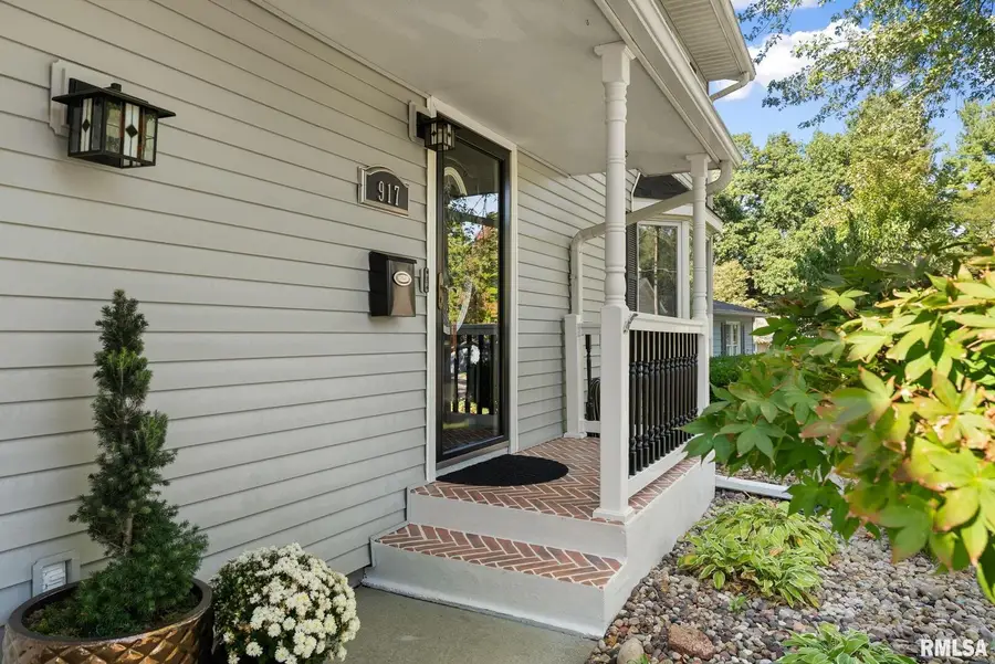 917 32nd Avenue Court, Moline, IL 61265 - Image #2