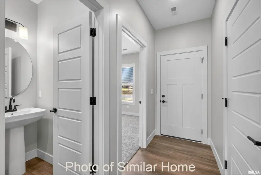 541 N 4th Avenue #66, Eldridge, IA 52748 - Image #2