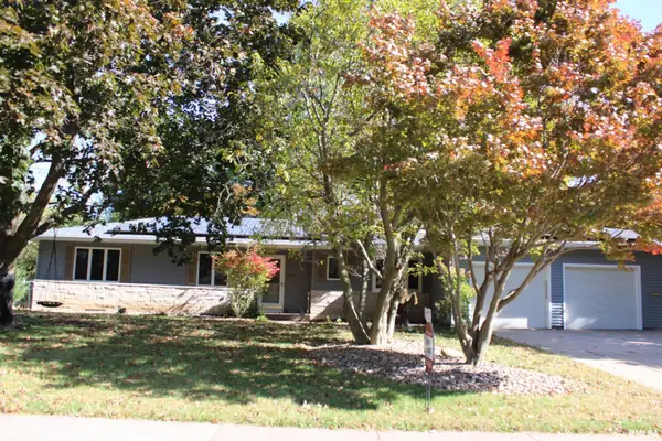 2610 31st Street, Moline, IL 61265