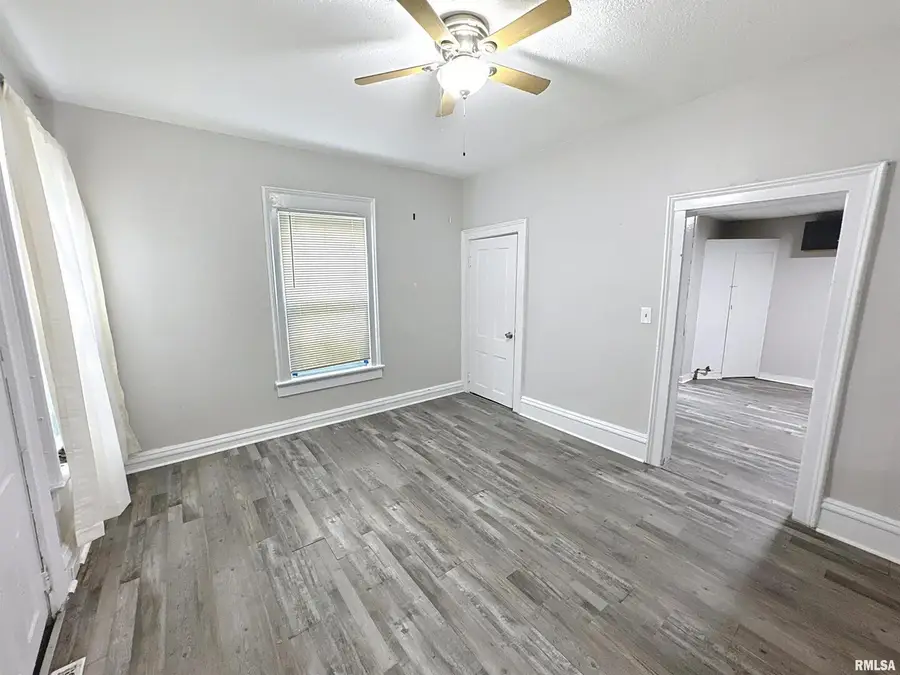 420 Kirkwood Blvd Boulevard, Davenport, IA 52803 - Image #3