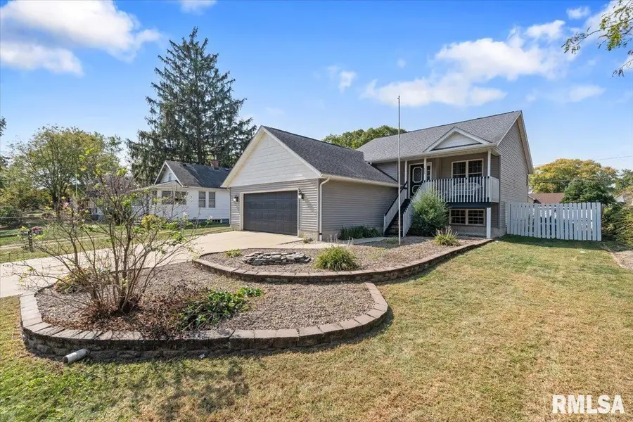 525 3rd Avenue, Hampton, IL 61256-9652 - Image #2