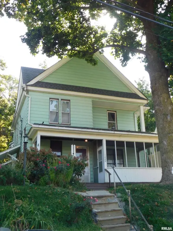 1624 9th Avenue, Moline, IL 61265