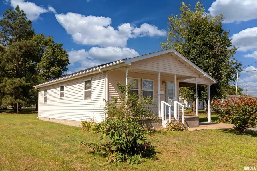 902 N Taft Street, Marion, IL 62959 - Image #2