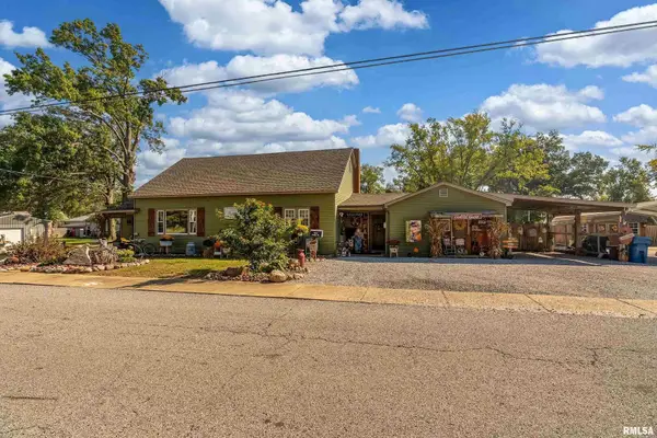 2815 Jones Street, Eldorado, IL 62930