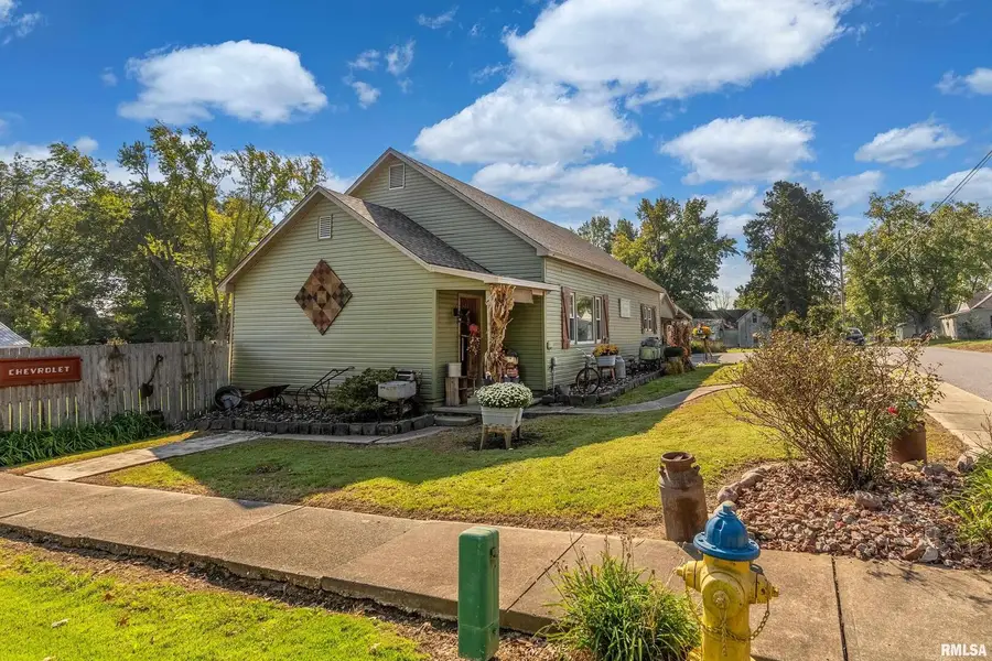 2815 Jones Street, Eldorado, IL 62930 - Image #3