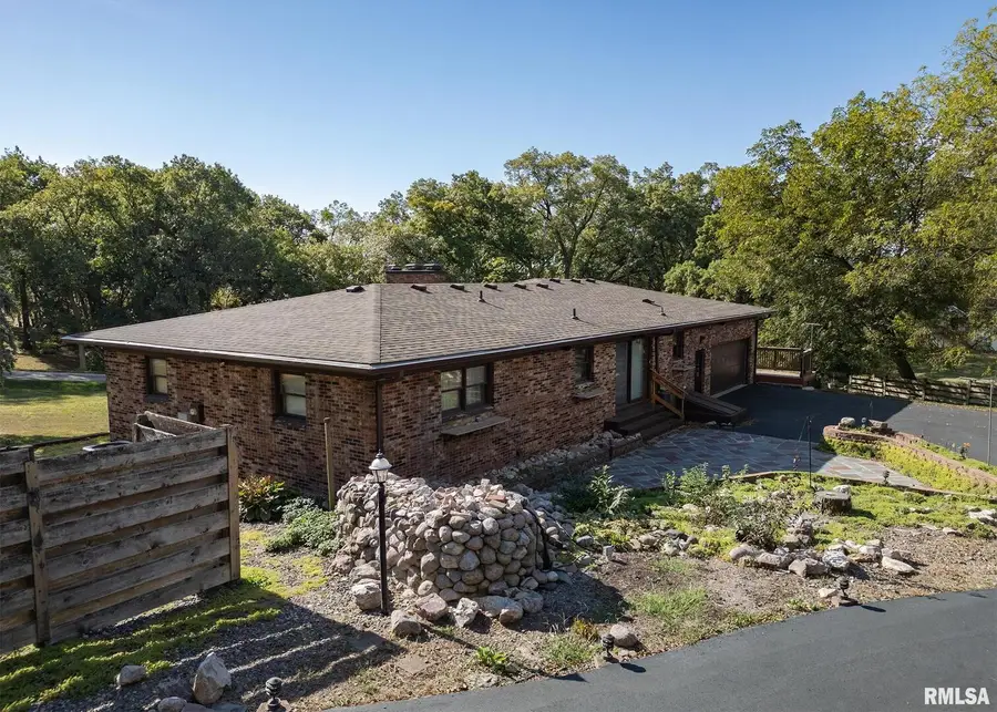 159 Deer Park Drive, Geneseo, IL 61254 - Image #2