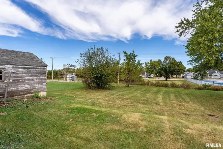 322 W Lincoln Street, Walcott, IA 52773 - #3