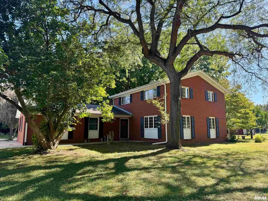 620 N 21st Street, East Moline, IL 61244 - Image #2