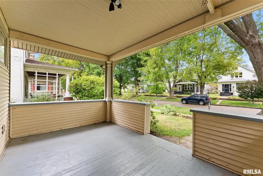 2021 13th Street, Moline, IL 61265 - Image #3