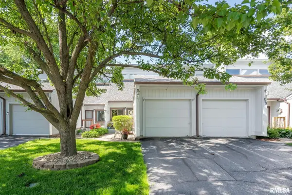 493 44th Avenue Court, East Moline, IL 61244