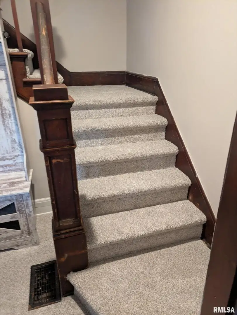 507 6th Avenue, Fulton, IL 61258-2 - Image #3