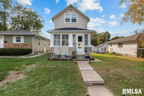 2427 32nd Street, Moline, IL 61265