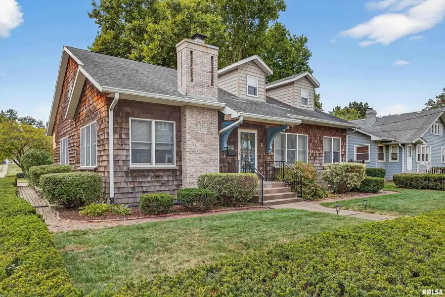 325 E Dover Court, Davenport, IA 52803 - Image #2