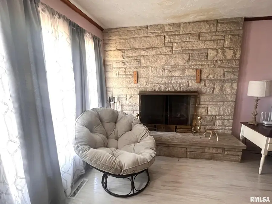 12563 Saraville Road, Marion, IL 62959 - Image #2