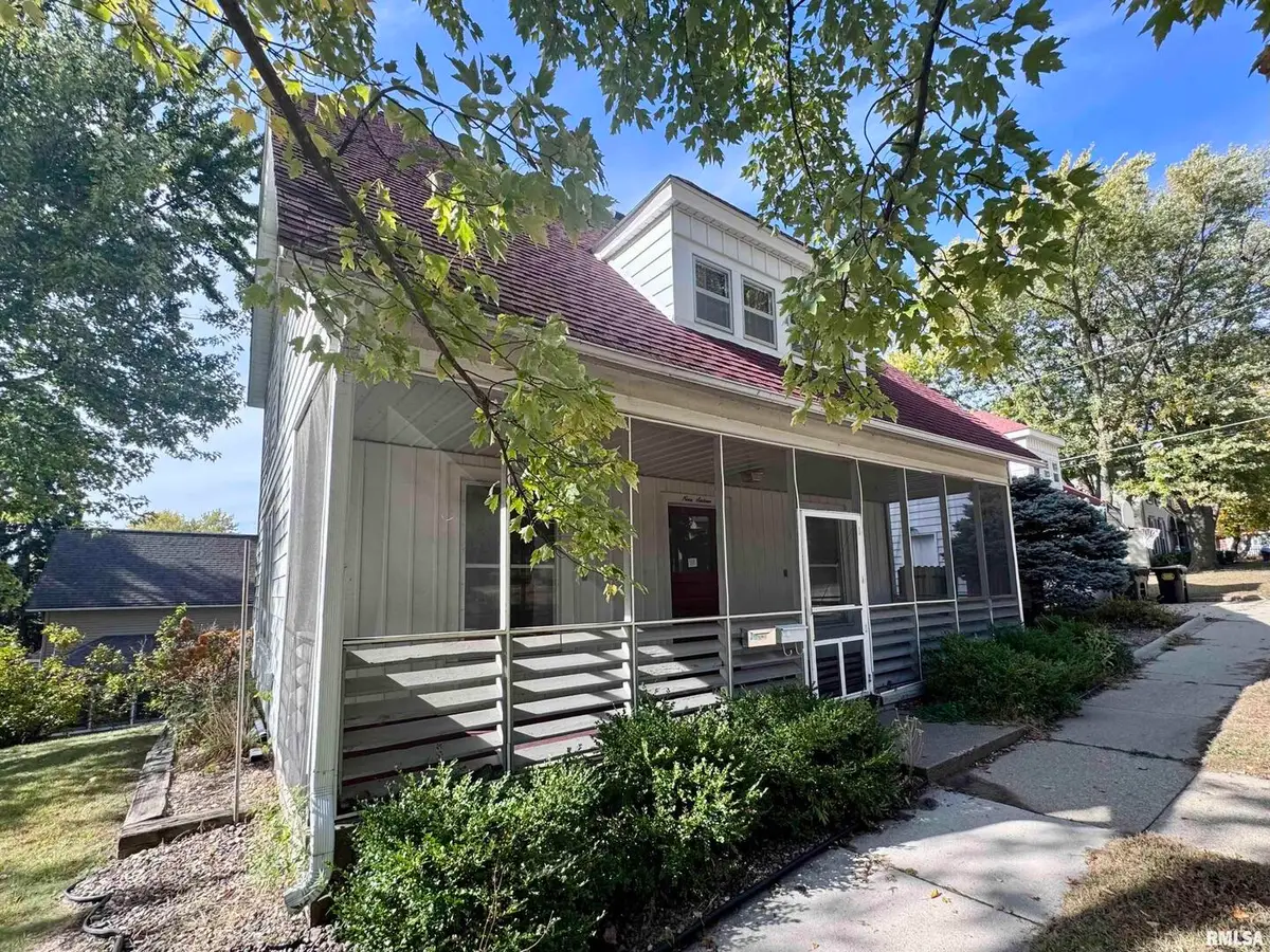 916 7th Street, Fulton, IL 61252 - Image #1