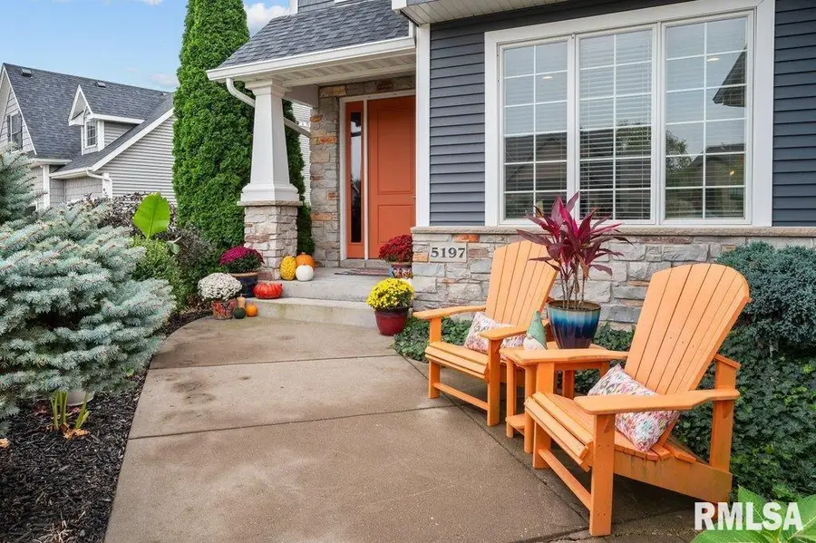 5197 Wingate Court, Bettendorf, IA 52722 - #2
