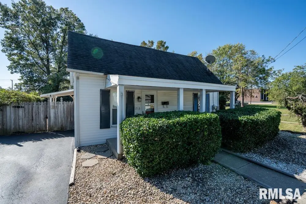 1713 W Dewey Street, Marion, IL 62959 - Image #1