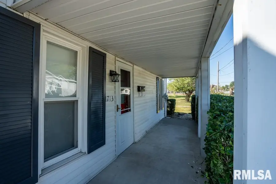 1713 W Dewey Street, Marion, IL 62959 - Image #2