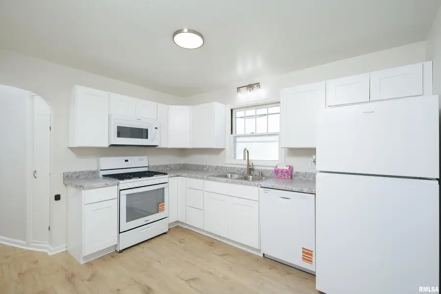 5431 3rd Avenue, Moline, IL 61265 - Image #3