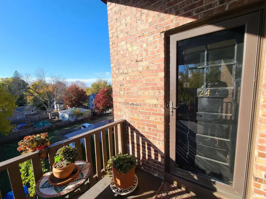 1632 18th Avenue #24, Rock Island, IL 61201 - Image #2