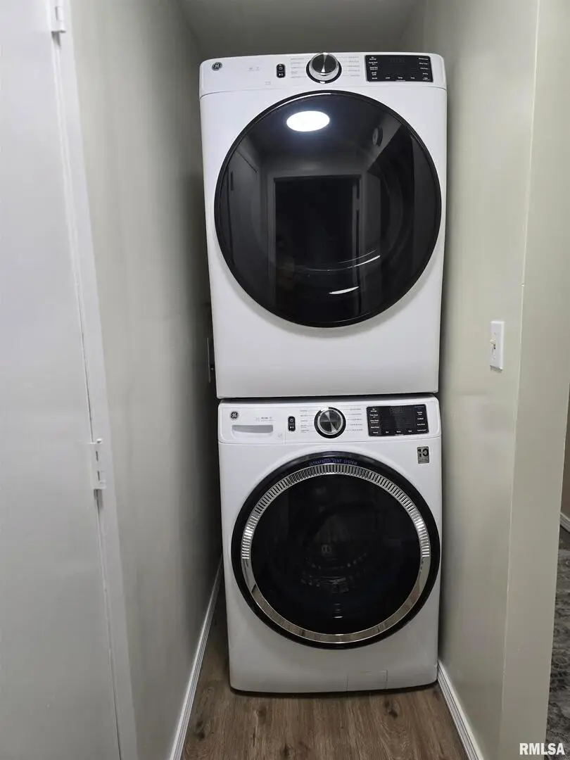 607 N Bluff Street, Albany, IL 61230 - Image #3