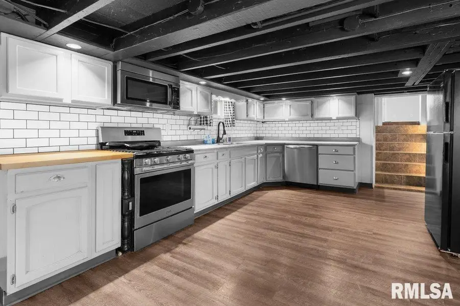 216 N Boss Street, Kewanee, IL 61443 - Image #3