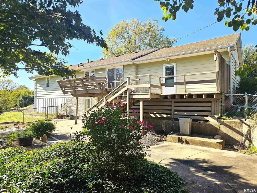 2131 Sunnybrook Drive W, Quincy, IL 62301 - #3