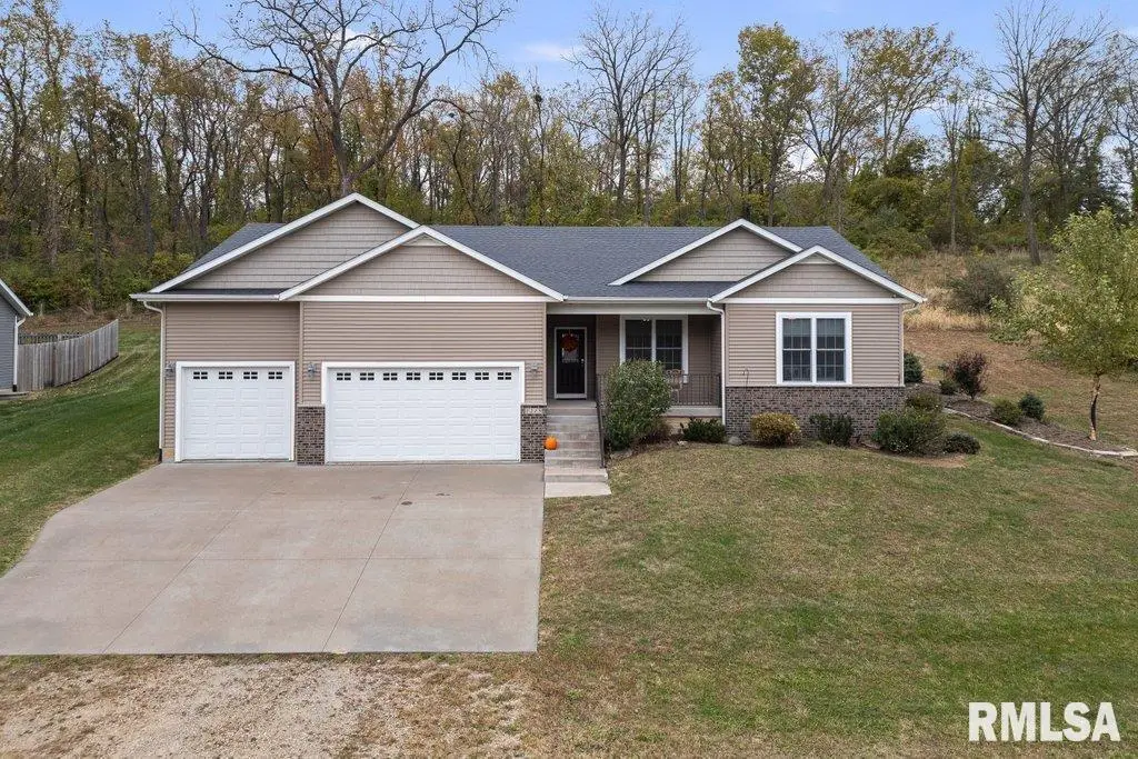 1215 Waverly Road, Davenport, IA 52804 - Image #1