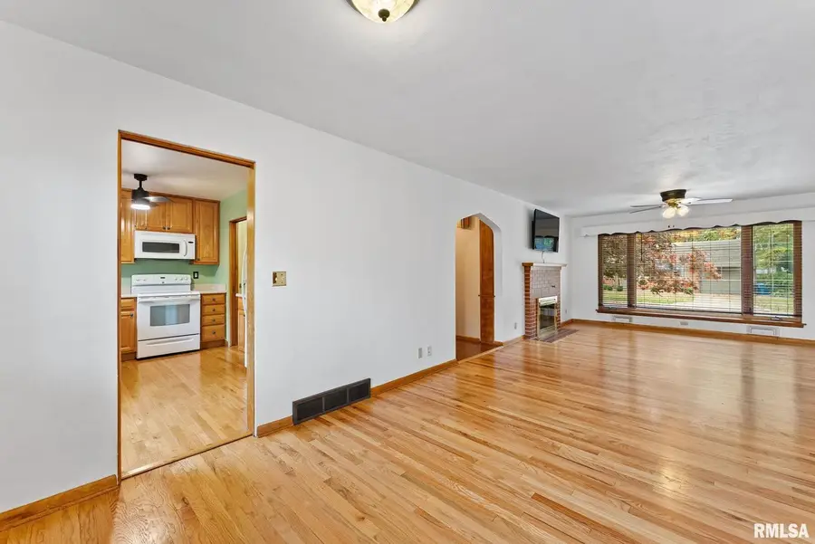 2721 30th Avenue, Rock Island, IL 61201-5456 - Image #3