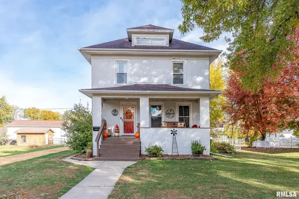 1016 5th Street, De Witt, IA 52742