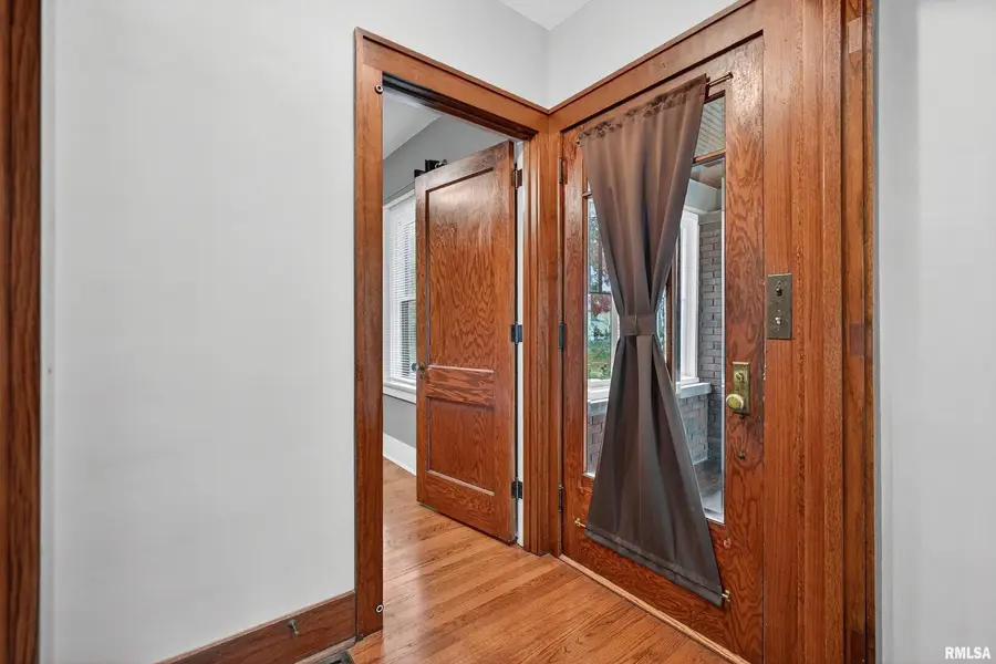 1514 16th Street, Moline, IL 61265 - Image #3