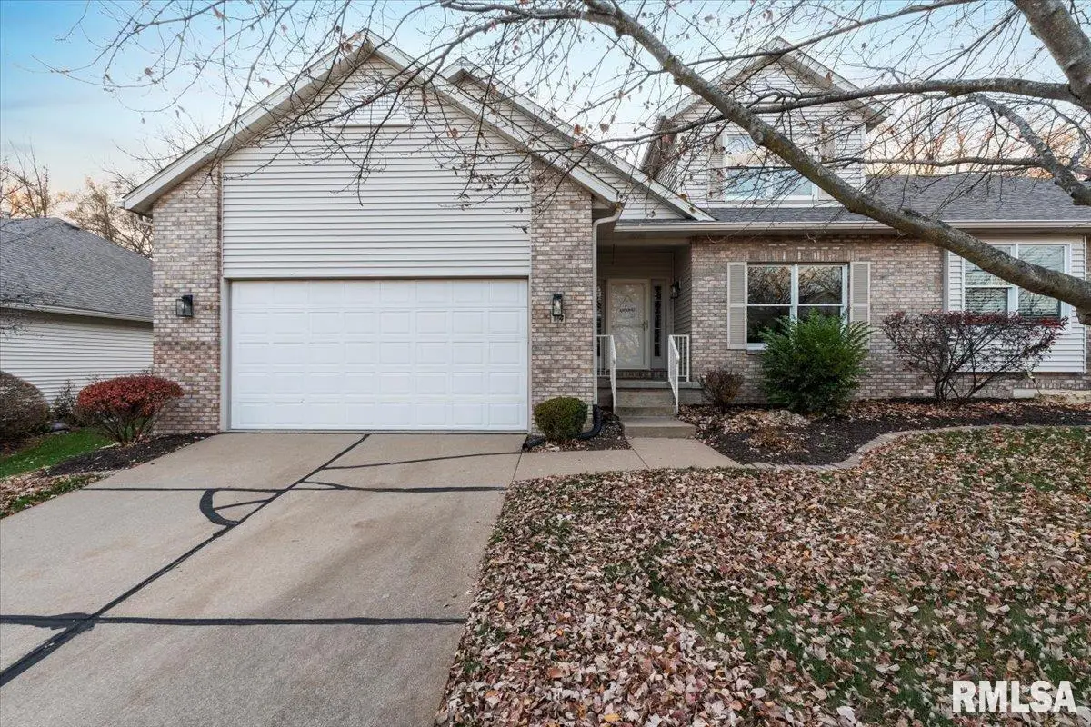 3000 E 32nd St Street #14, Davenport, IA 52807 - Image #1