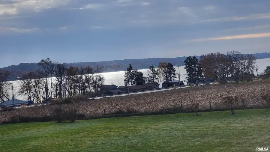 28055 238th Street, Le Claire, IA 52753 - Image #3