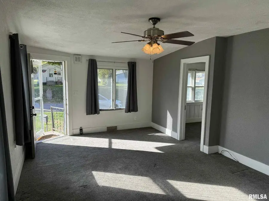 2209 39th Street, Rock Island, IL 61201 - Image #3