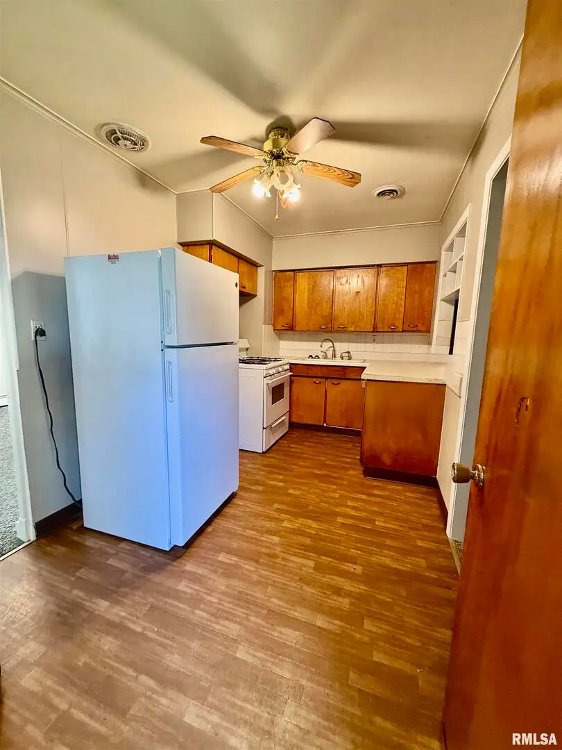 1406 25th Avenue S, Clinton, IA 52732 - Image #3