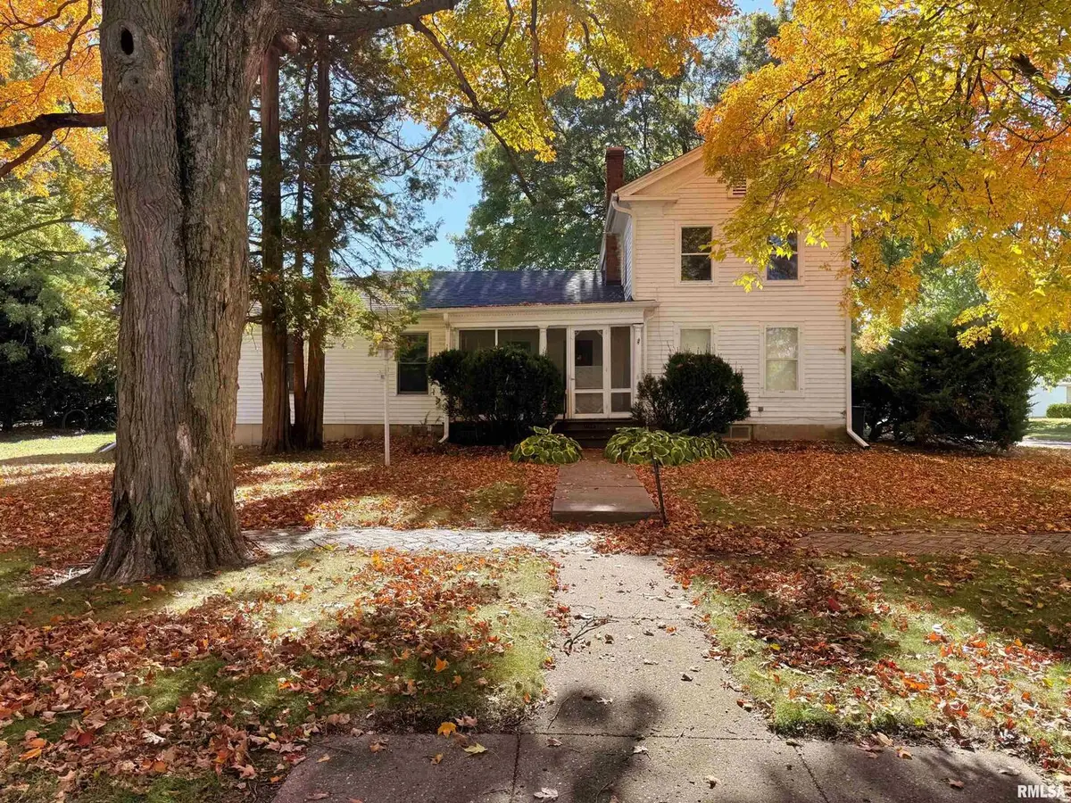 903 E 2nd Avenue, Monmouth, IL 61462 - Image #1