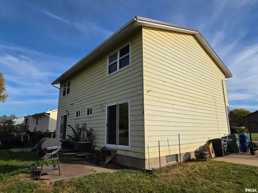 3932 N Elsie Ave Avenue, Davenport, IA 52806 - Image #3