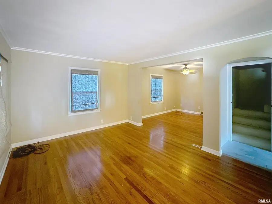 2130 10th Street, East Moline, IL 61244-2541 - Image #3