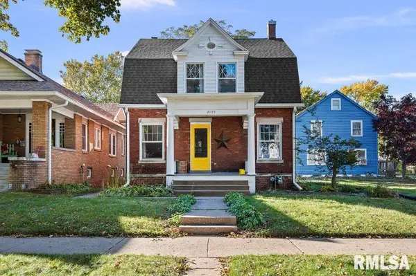 2105 15th Street, Moline, IL 61265-4815