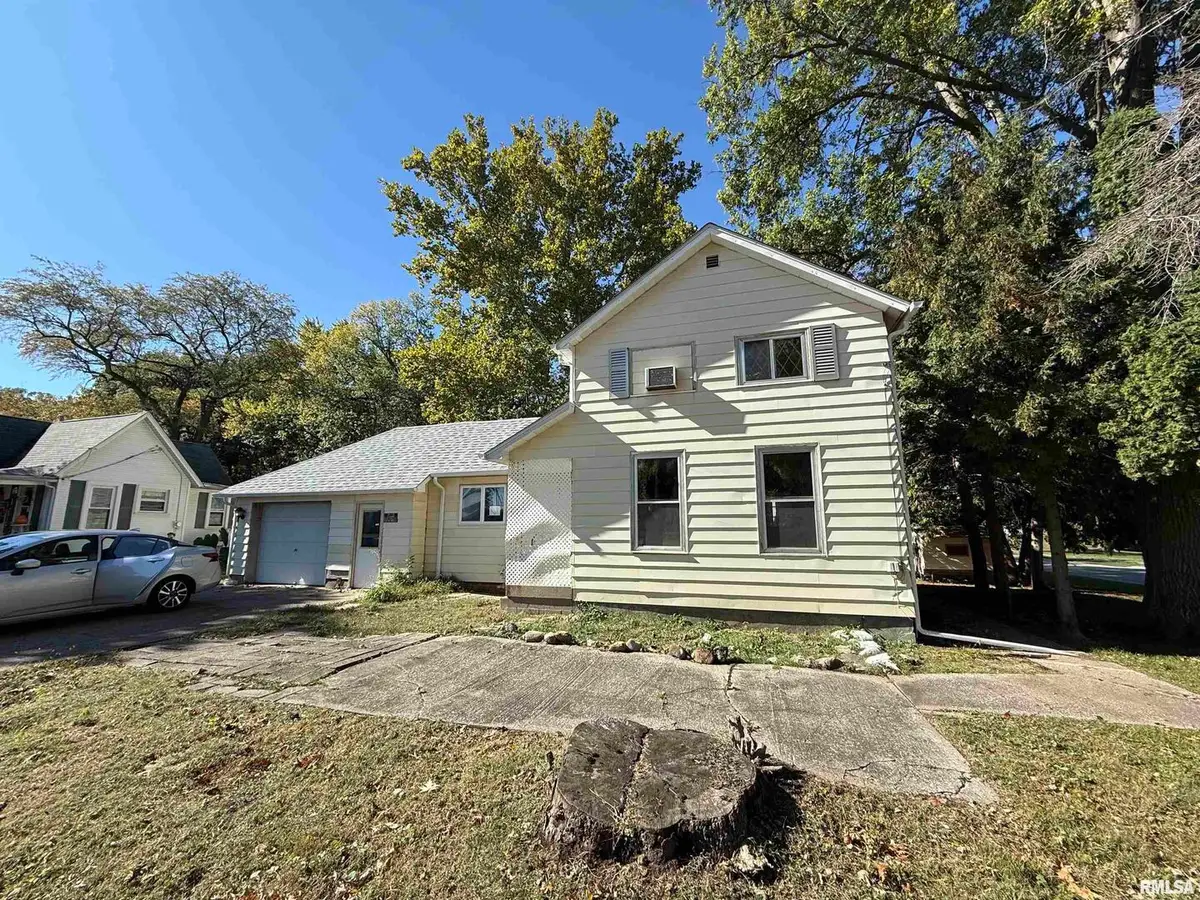 315 N East Street, Cambridge, IL 61238 - #1