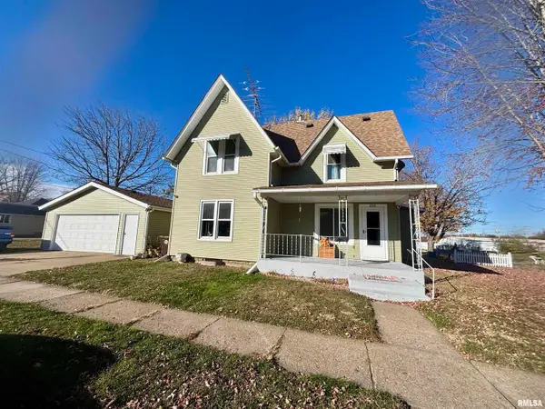 202 W Apple Street, Maquoketa, IA 52060