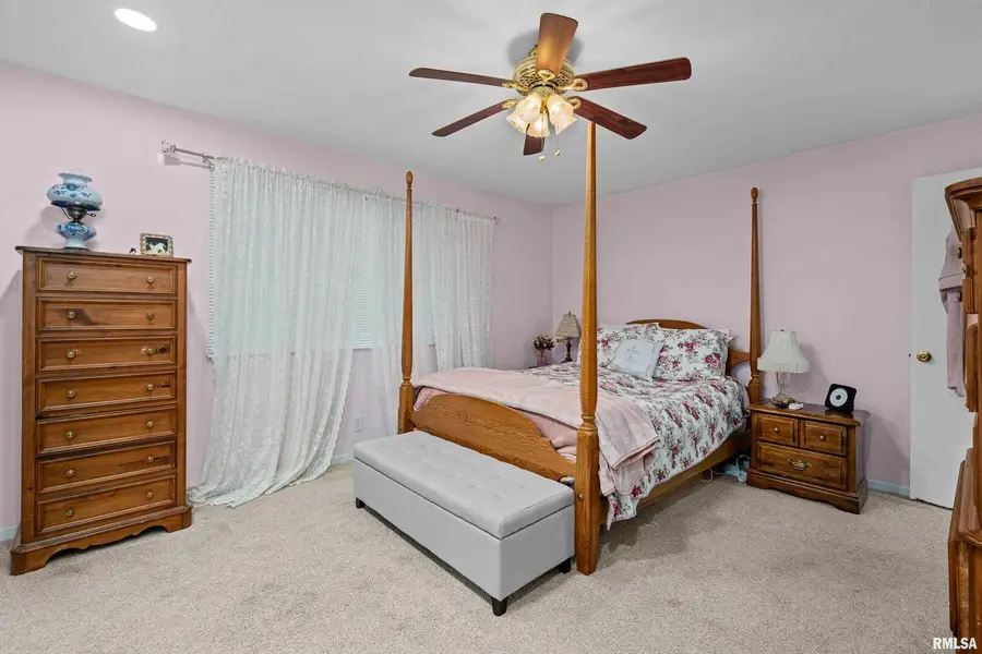 3717 35th Street, Moline, IL 61265 - Image #3