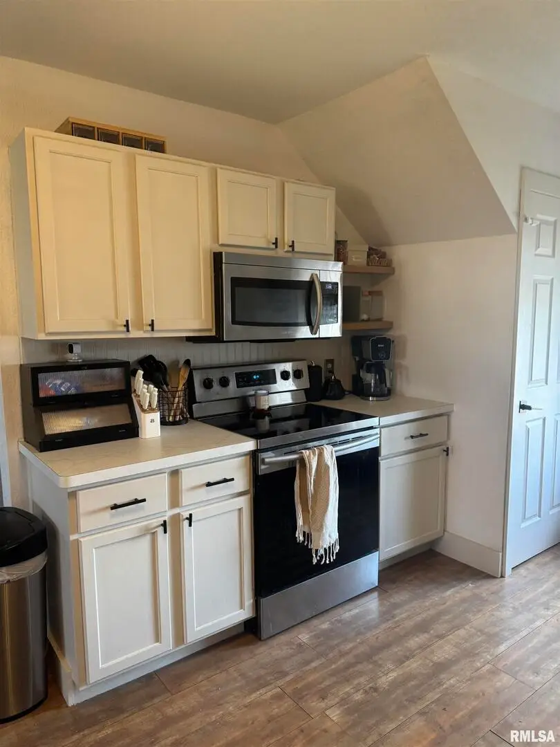 16379 N Sand Road, Fulton, IL 61252 - Image #2